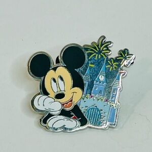 Disney Collectible Pin Mfg. By M.I.I. Mickey in front of Castle With Fireworks